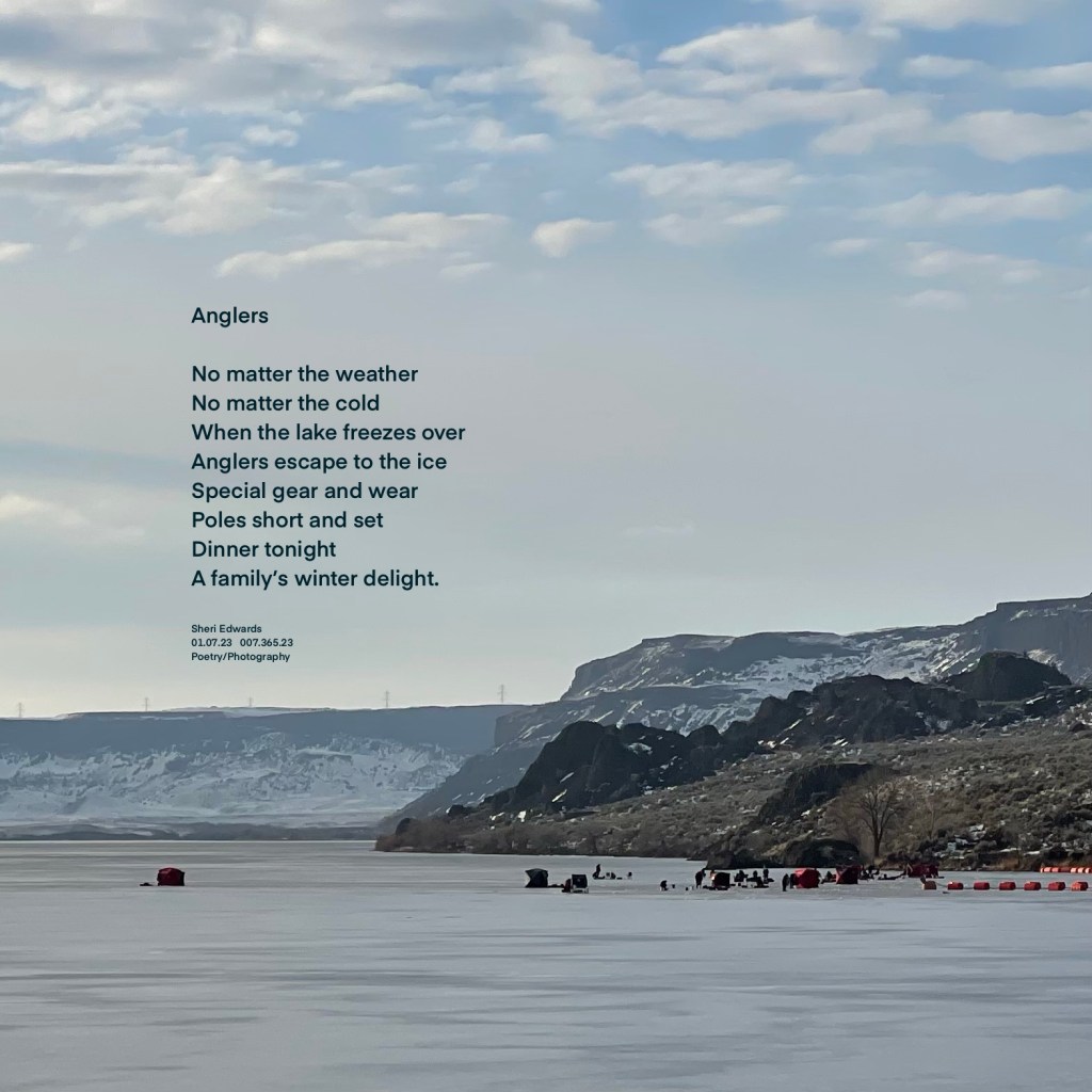 Ice fishing on Banks Lake