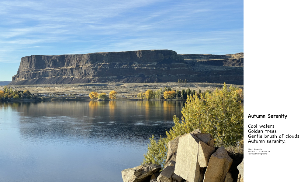 Banks Lake and Steamboat Rock in October, 2023