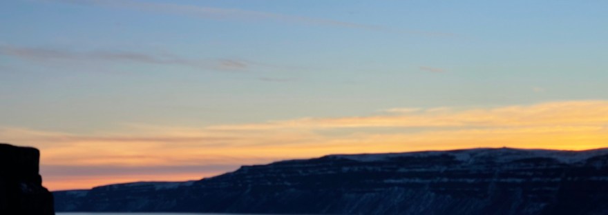 a drive down Highway 155 along Banks Lake finds us in awe of sun's painting