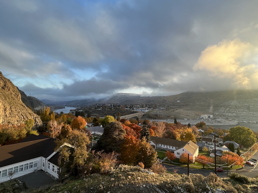 Coulee Dam, WA in Autumn